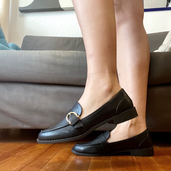 NIB (New in box) Black Flat Buckle Loafers - Picture 5 of 6
